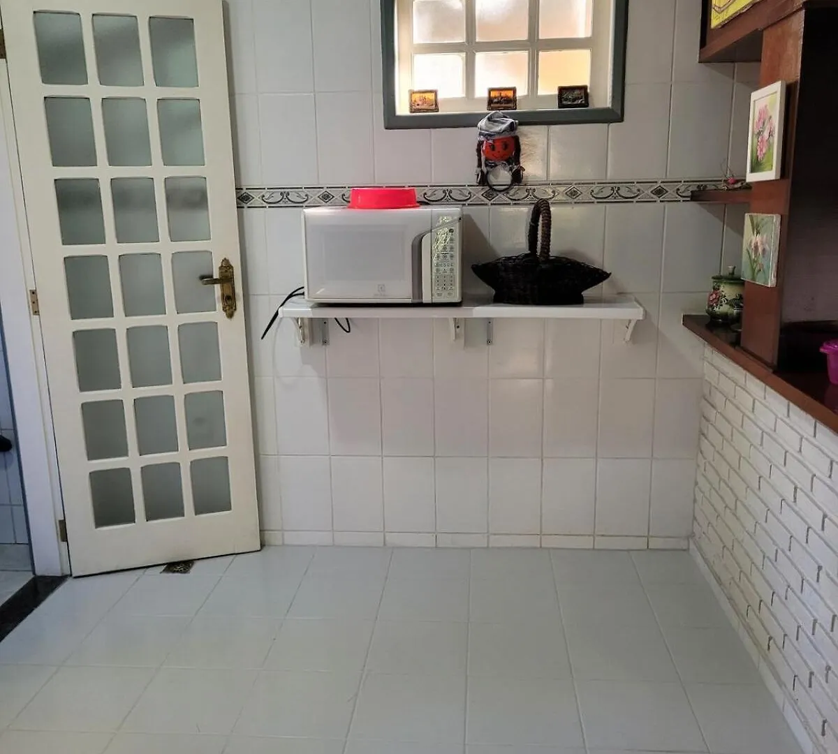 펜션 Casa Praia Do Mundai Taperapuan 포르투세구로 브라질