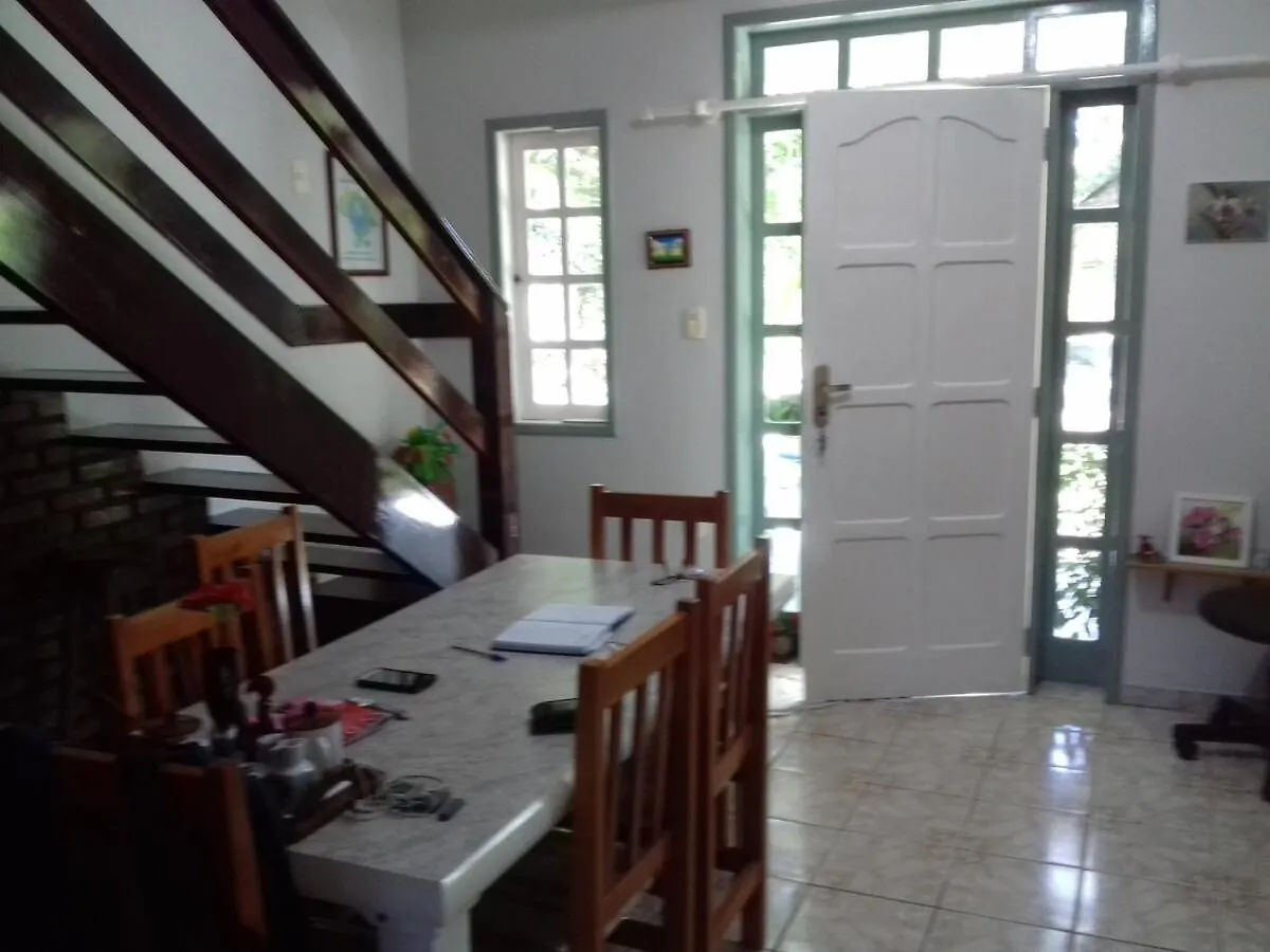 펜션 Casa Praia Do Mundai Taperapuan 포르투세구로 브라질